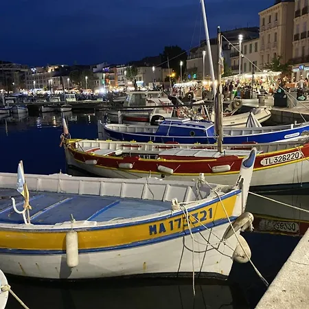 Spacious Cocoon With Terrace The Old Port 3*